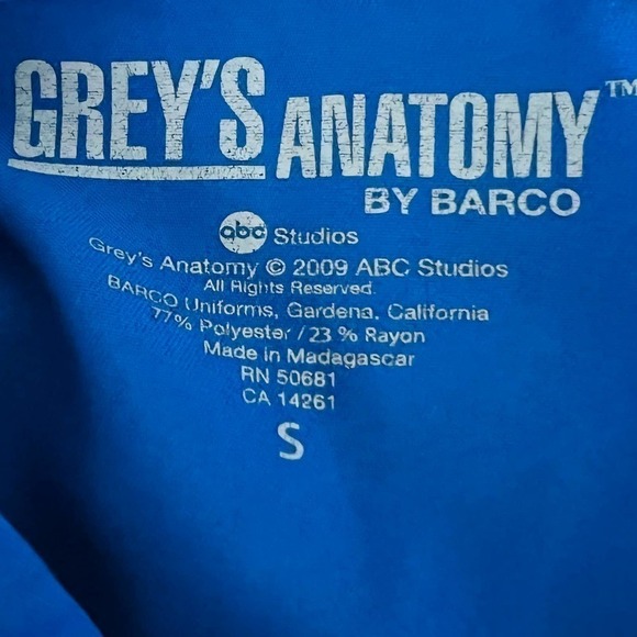 Grey’s Anatomy Riley Scrub Top Small Blue - Picture 8 of 11